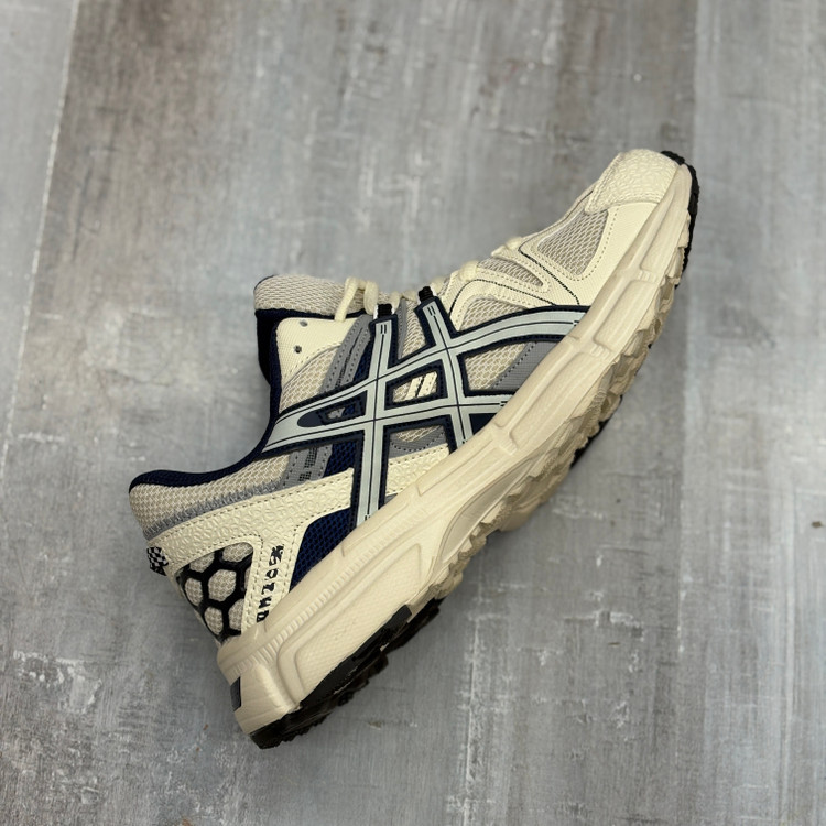 کفش اسپرت آسیکس ASICS کرم