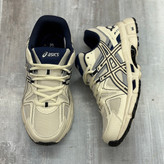 کفش اسپرت آسیکس ASICS کرم