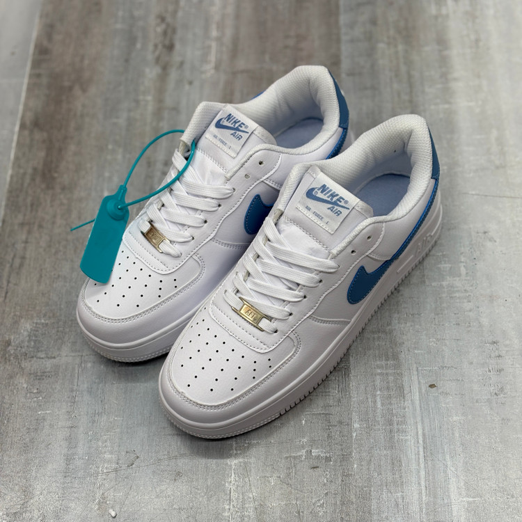 کفش نایک Air Force 1 سفید در بهمنی شوز قشم
