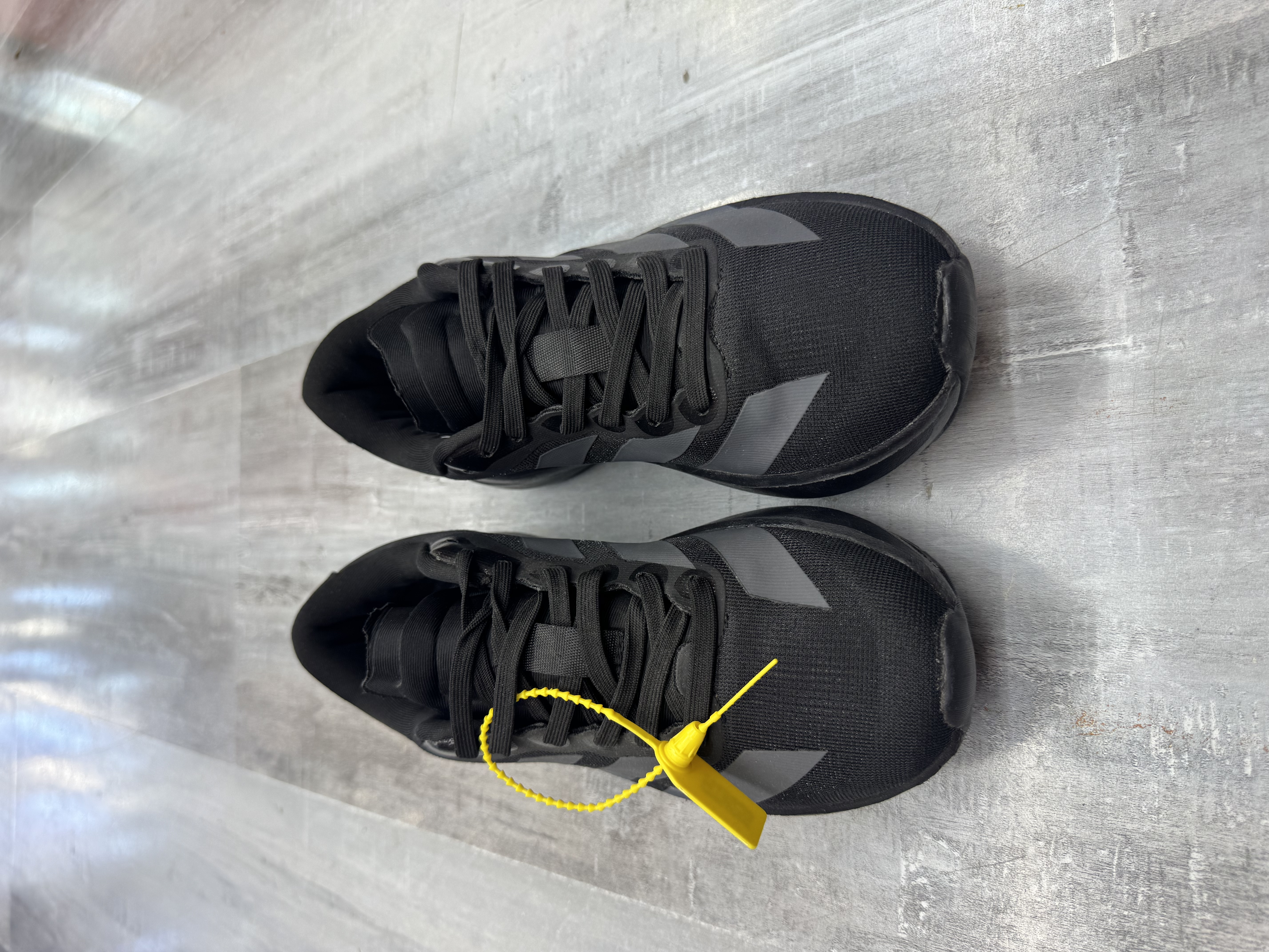 کفش اسپرت ادیداسAdidas