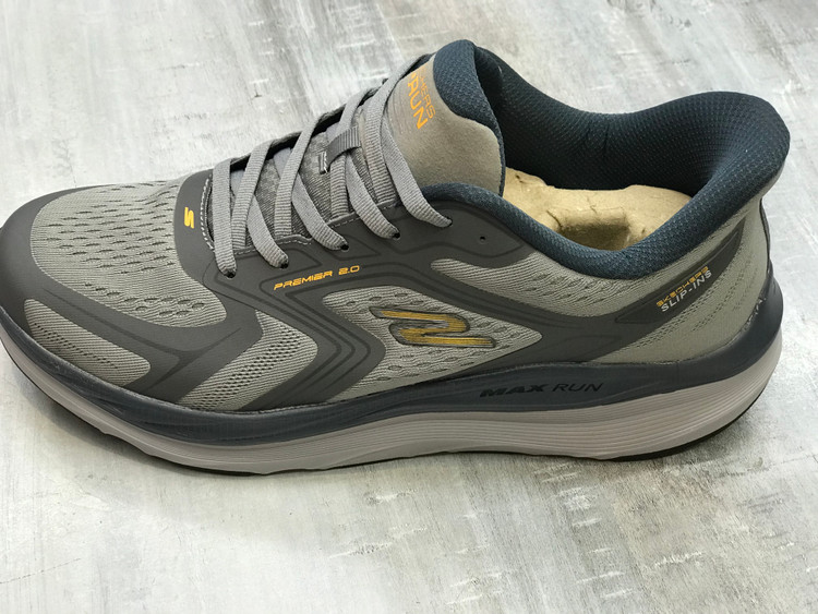 کفش اسپرت اسکیچرز Max Run